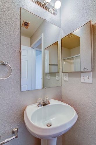 2226 Katy Ln, Georgetown TX  78626-7581 exterior