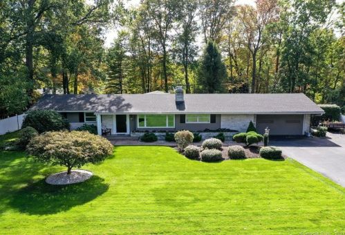 51 Wintonbury Ave, Bloomfield, CT 06002-1923