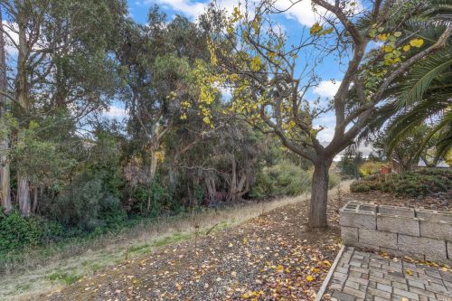 412 Turner Dr, Benicia CA  94510-1413 exterior