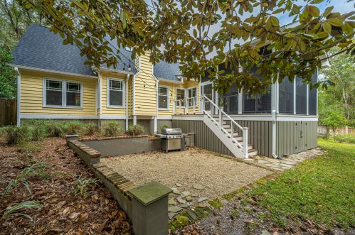 906 Ebbtide Way, Mount Pleasant SC  29464-2641 exterior