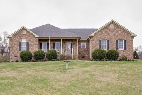 4489 Sowell Hollow Rd, Columbia, TN 38401-8471