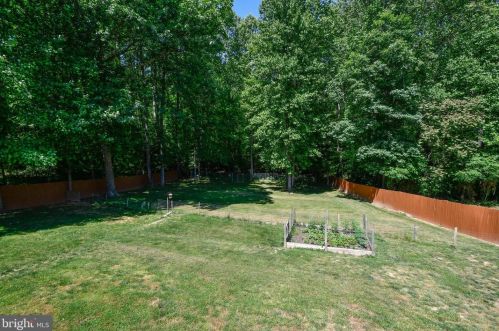 5906 Stanfield Rd, Spotsylvania VA  22551-2824 exterior