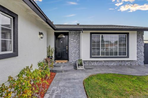 3663 Plumbago Ln, San Diego, CA 92154-2351