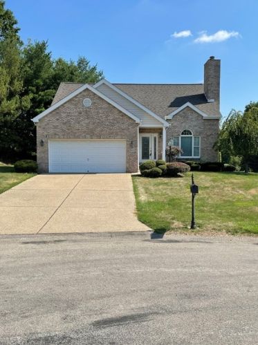 8116 Palomino Dr, Bridgeville PA  15017-1157 exterior