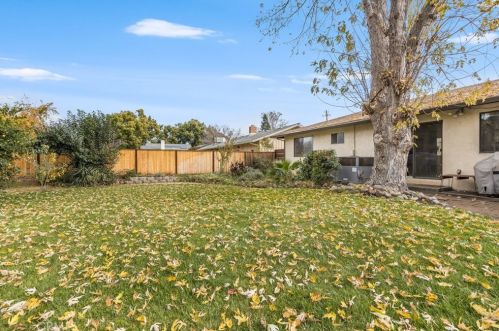 618 12th Ave, Chico CA  95926-2136 exterior