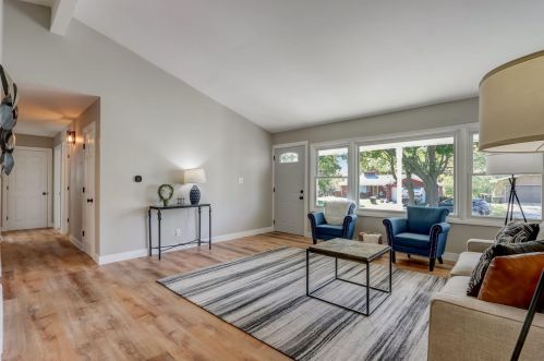 4460 Glenway St, Milwaukee WI 53225-4449 exterior