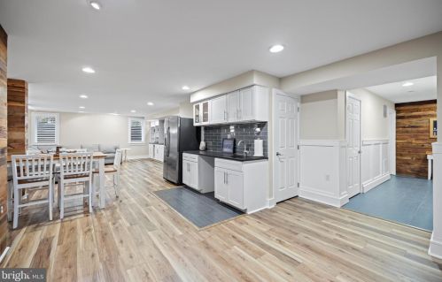 951 Rhonda Pl, Leesburg VA  20175-5632 exterior