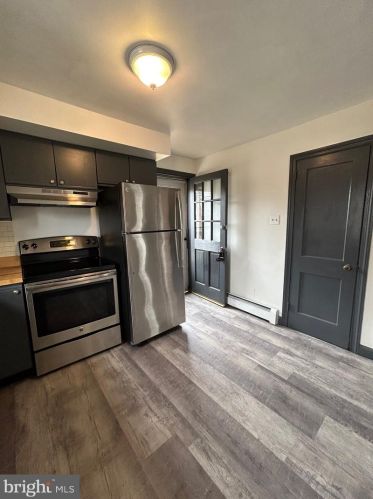 317 Madison Ave, Prospect Park PA  19076-2523 exterior