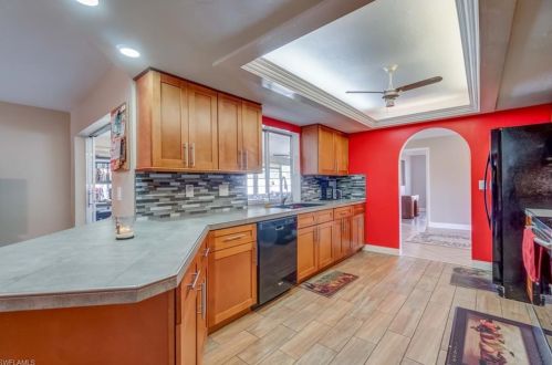 335 47th St, Cape Coral, FL 33904-8508