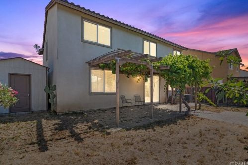 1505 Flamingo St, Beaumont, CA 92223-3115