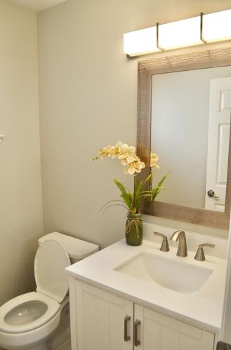 2416 Woodvale Dr, Modesto CA  95355-9581 exterior