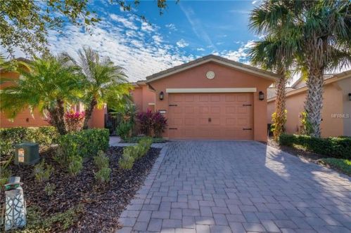 2766 Palm Tree Dr, Kissimmee, FL 34759-4080