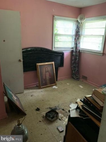 182 Pardee Blvd, Browns Mills NJ  08015-1257 exterior