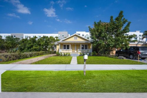 229 4th Ave, Delray Beach, FL 33444-2715
