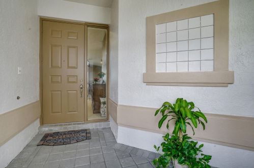 3820 Miramontes Cir, West Palm Beach, FL 33414-8828