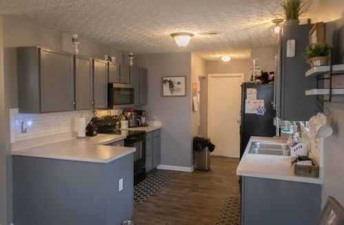 367 Ashford Ave, London, OH 43140-8429