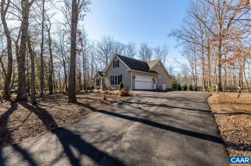 10 Mulligan Dr, Bybee VA  22963-2560 exterior