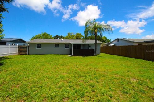 3530 Trask Dr, Tarpon Springs FL  34691-3363 exterior