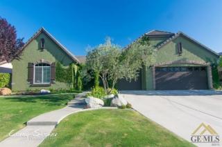 12709 Sable Point Dr, Bakersfield, CA 93312-6863