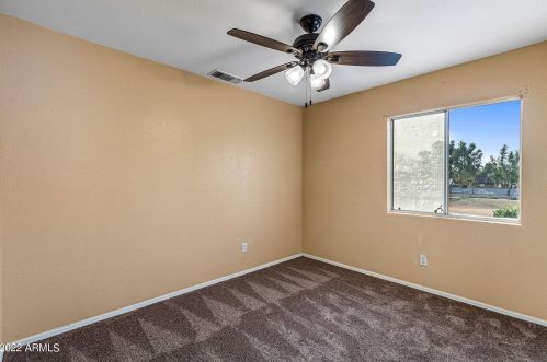 137 Leah Ct, Gilbert AZ 85233-2113 exterior