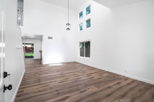 2837 Oldfield St, Lancaster, CA 93536-1414