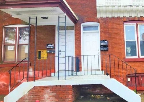 212 Church St, Poughkeepsie, NY 12601-4104