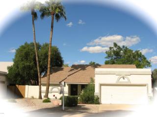 7410 Krall St, Glendale, AZ 85303-3539