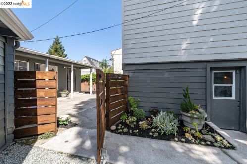 3012 Fulton St, Berkeley CA  94705-1805 exterior