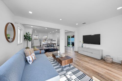1504 Mackay Ln, Redondo Beach CA  90278-4417 exterior