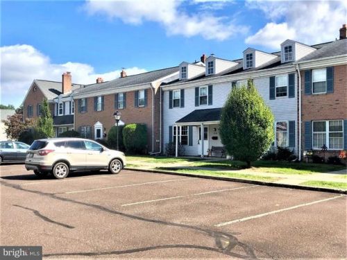 2314 Lexington Ct, Lansdale, PA 19446-4322
