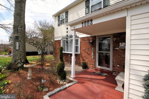 1882 Valley Forge Rd, Lansdale, PA 19446-4832
