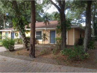 4635 Summerwind Dr, Sarasota, FL 34234-3960