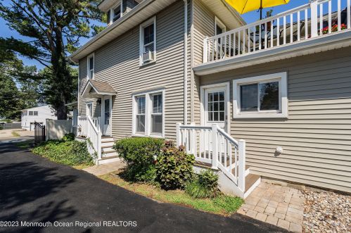80 Wall St, West Long Branch NJ  07764-1863 exterior