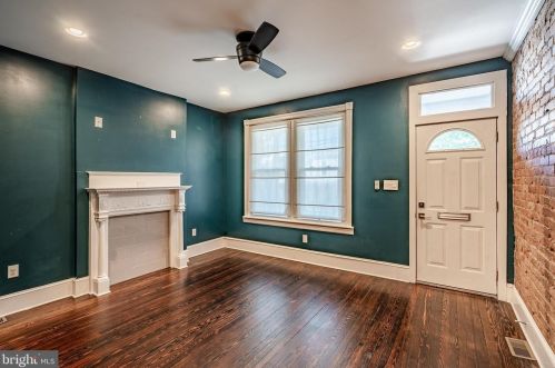 273 Hermitage St, Philadelphia PA  19127-1012 exterior