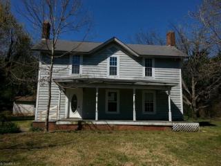 801 Asheboro St, Kimesville, NC 27298-9607