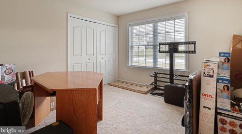 30 Centre Ct, Red Lion PA  17356-8949 exterior