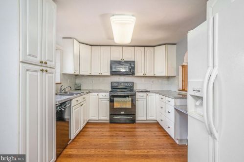 405 Knight Rd, Prospectville PA  19002-4252 exterior