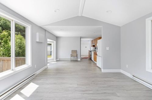 19 Cantaberry Ln, Coventry RI  02816-6903 exterior