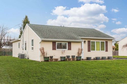 4172 Hicksville Rd, Bethpage, NY 11714-6216