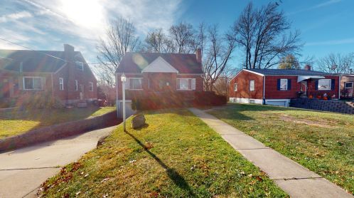 110 Eastern Ave, Covington, KY 41018-1920