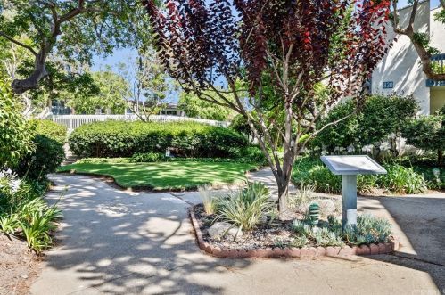 826 Camino Real, Redondo Beach CA  90277-4376 exterior