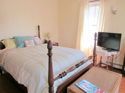 21 Berkeley Ave, United States Coast Guard Ac CT  06320-5311 exterior