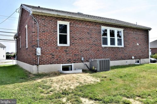 2210 Chichester Ave, Boothwyn PA  19061-3743 exterior