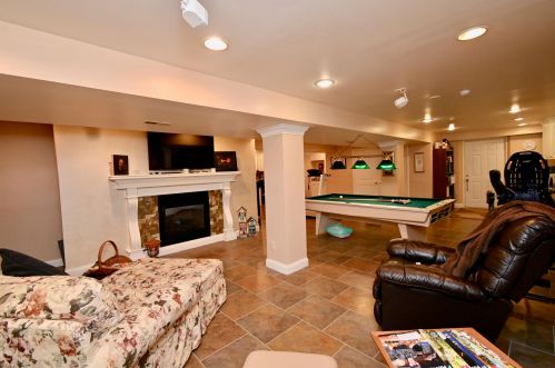 2709 Longbranch Rd, Hamilton KY  41091-8621 exterior