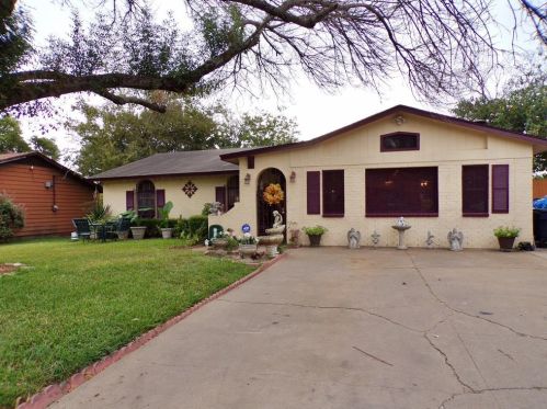 3800 David Ln, Fort Worth, TX 76119-7356