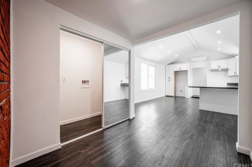 1073 Conejo Dr, San Bernardino CA  92410-4027 exterior