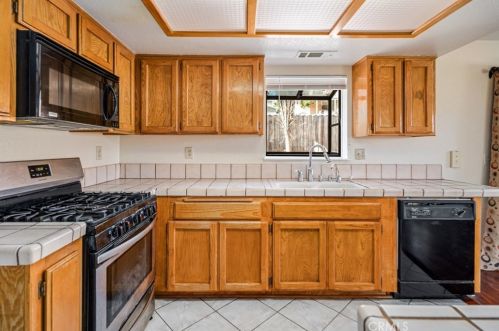 42558 Ranch Club Rd, Leona Valley CA  93532-1407 exterior