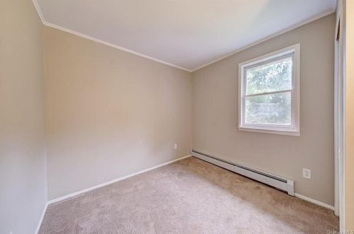 75 Sackett Lake Rd, Monticello NY  12701-4514 exterior