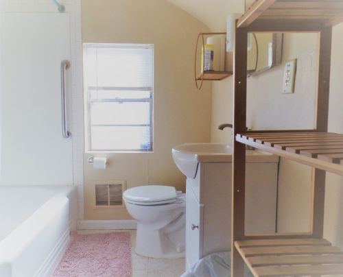 1814 Seaton St, Pittsburgh PA  15226-2412 exterior