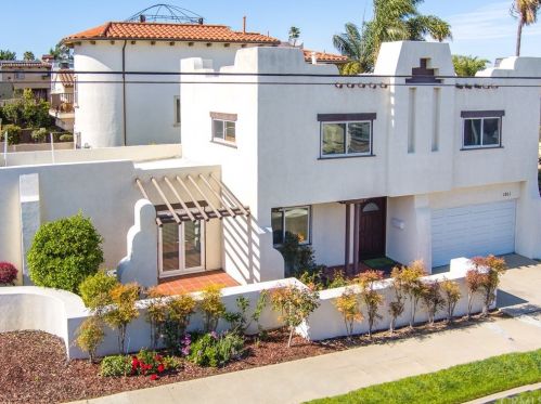 1011 Diamond St, Redondo Beach, CA 90277-3031